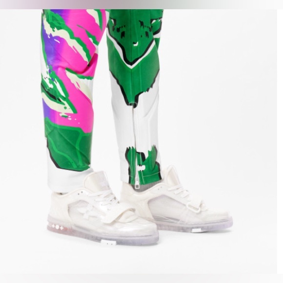 Selling these in US size 13, LV 12. Designed by Virgil Abloh - Picture 5 of 7